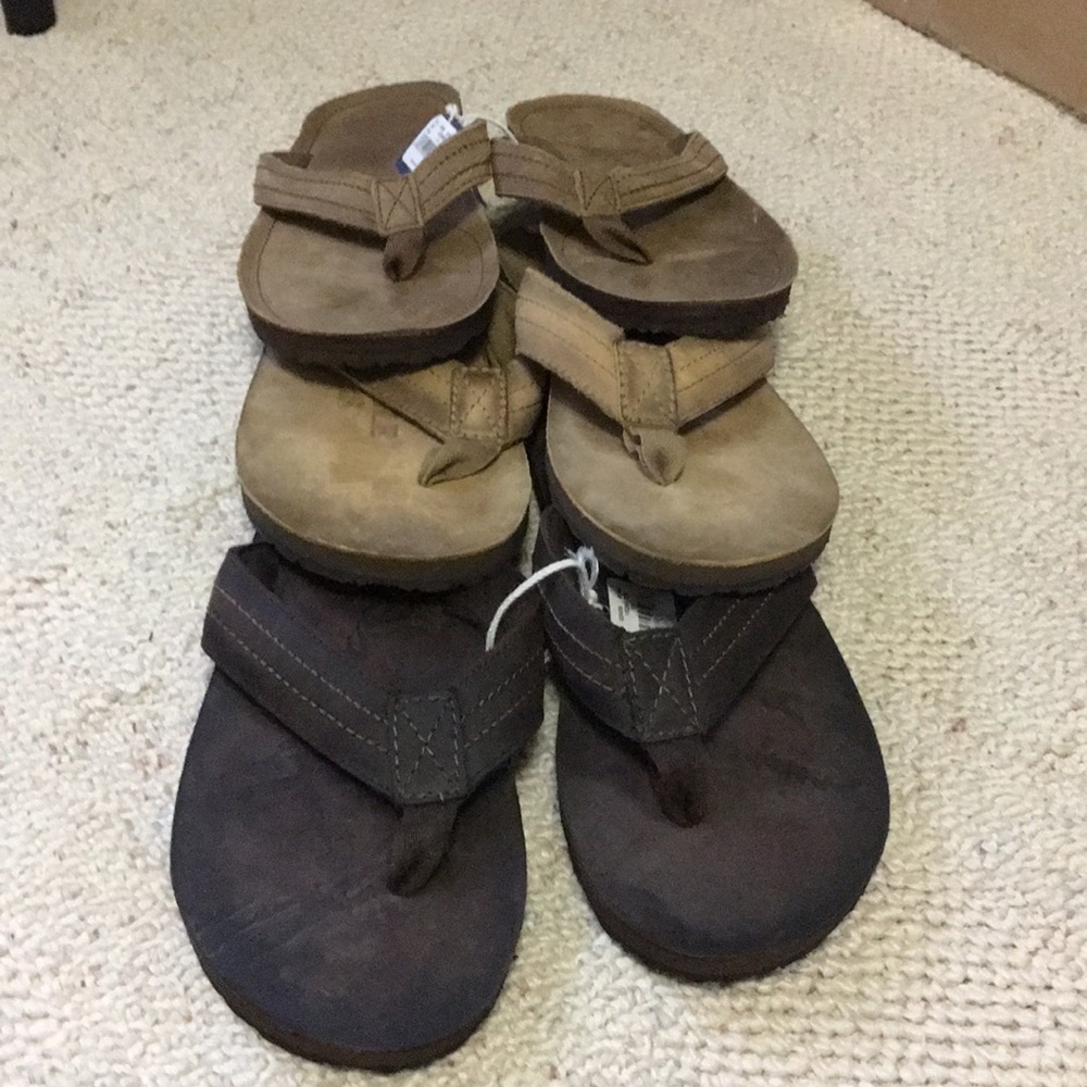 Men’s American Eagle Flip Flops